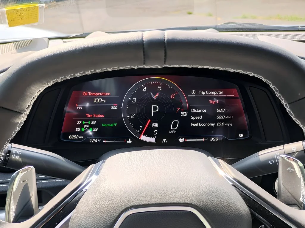 2024 Chevrolet Corvette 2LT - Photo 18