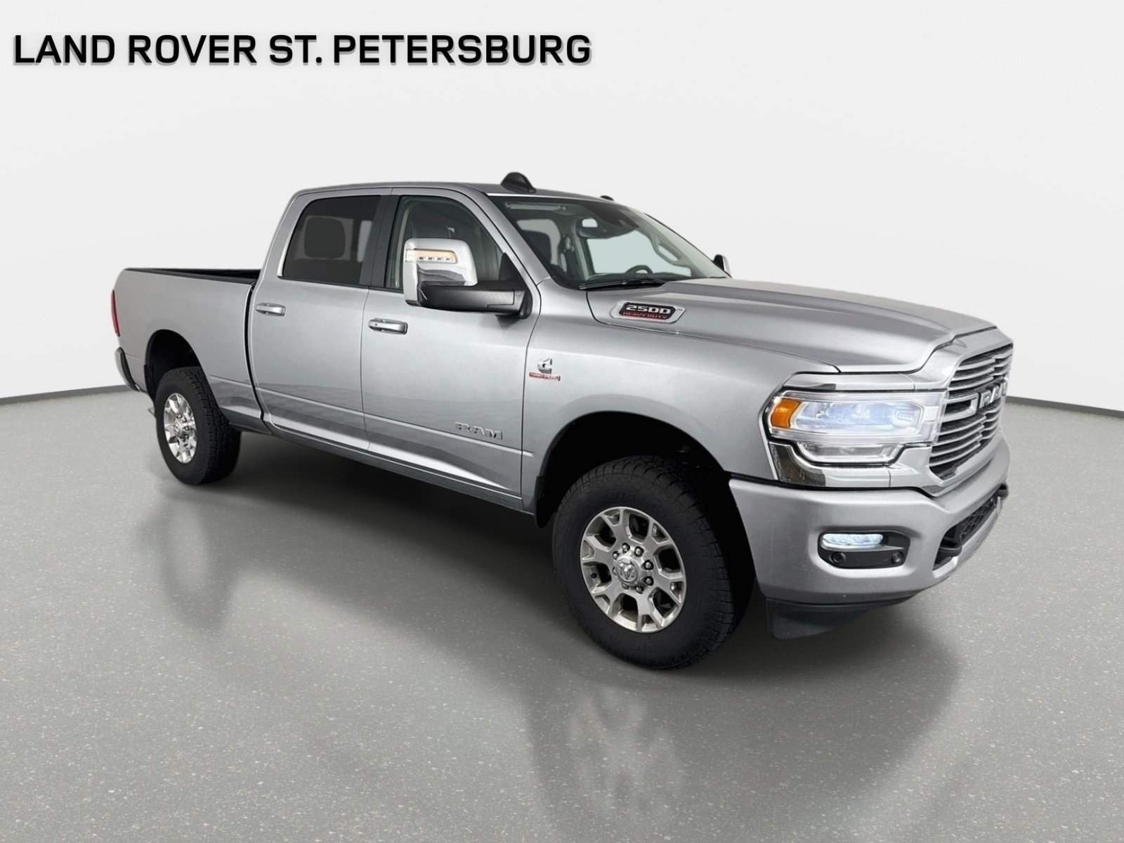 Used 2024 Billet Silver Metallic Clearcoat Ram Laramie image 3