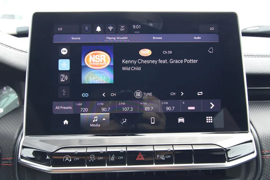 Used 2025 Black Jeep Trailhawk image 29