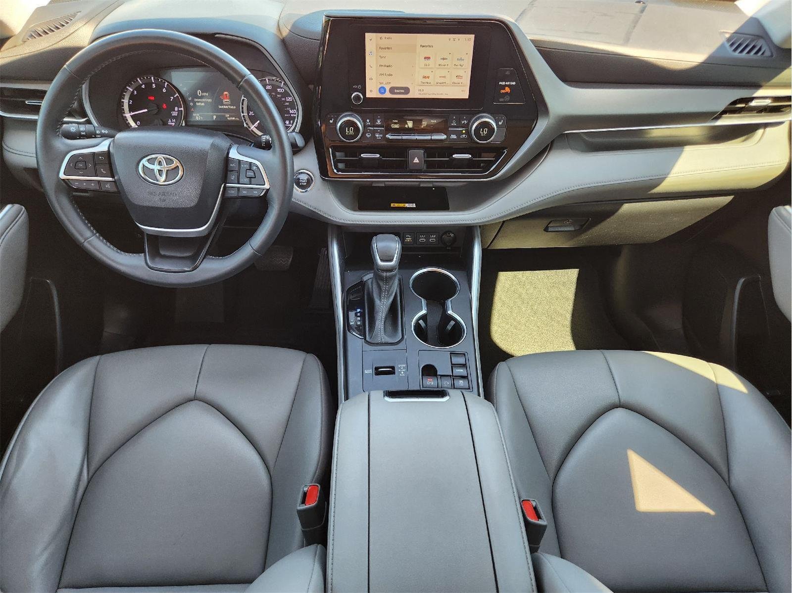 Used 2023 Ruby Flare Pearl Toyota XLE image 25