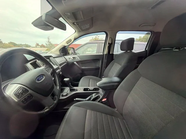 Used 2019 Silver Ford XLT image 7