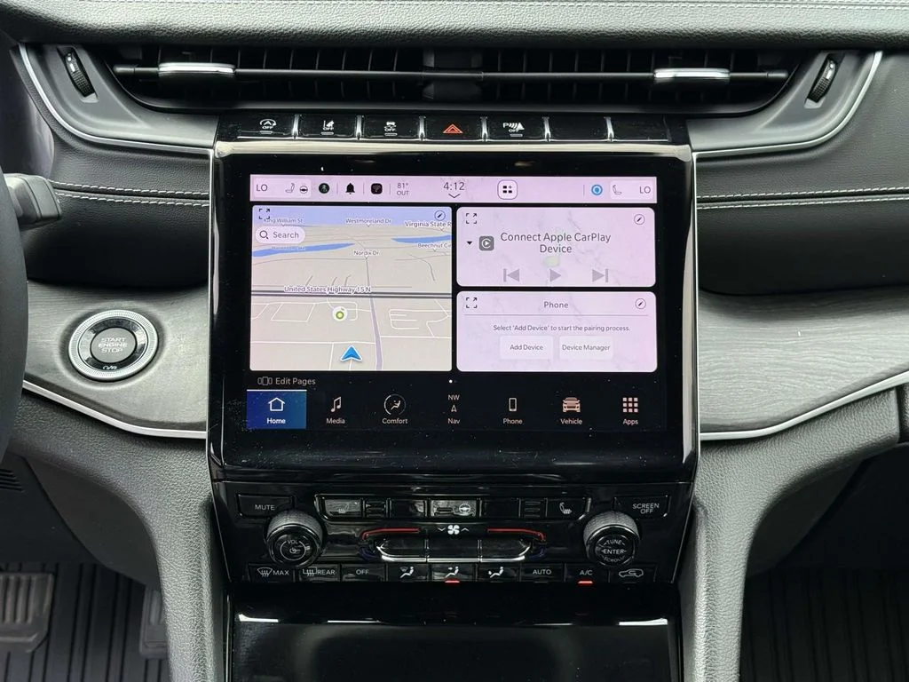Used 2023 Black Jeep Limited image 19