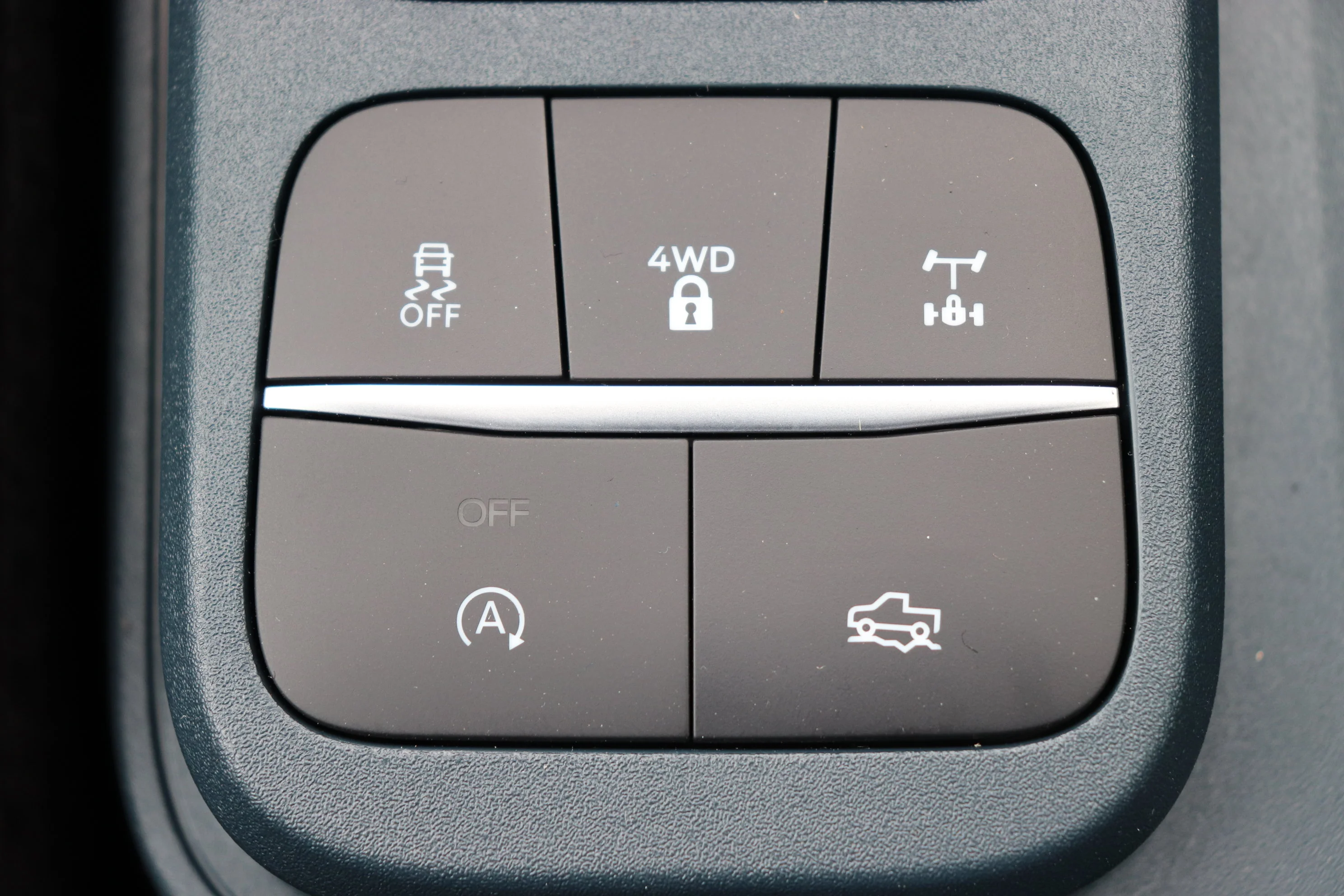 New 2026 OXFORD WHITE Ford Tremor image 16