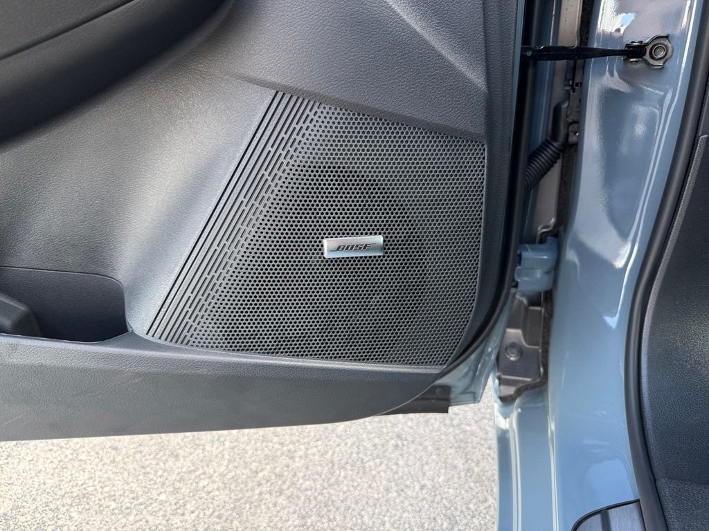 New 2026 Atlantic Gray Metallic / Super Black Two-tone Nissan SR image 9