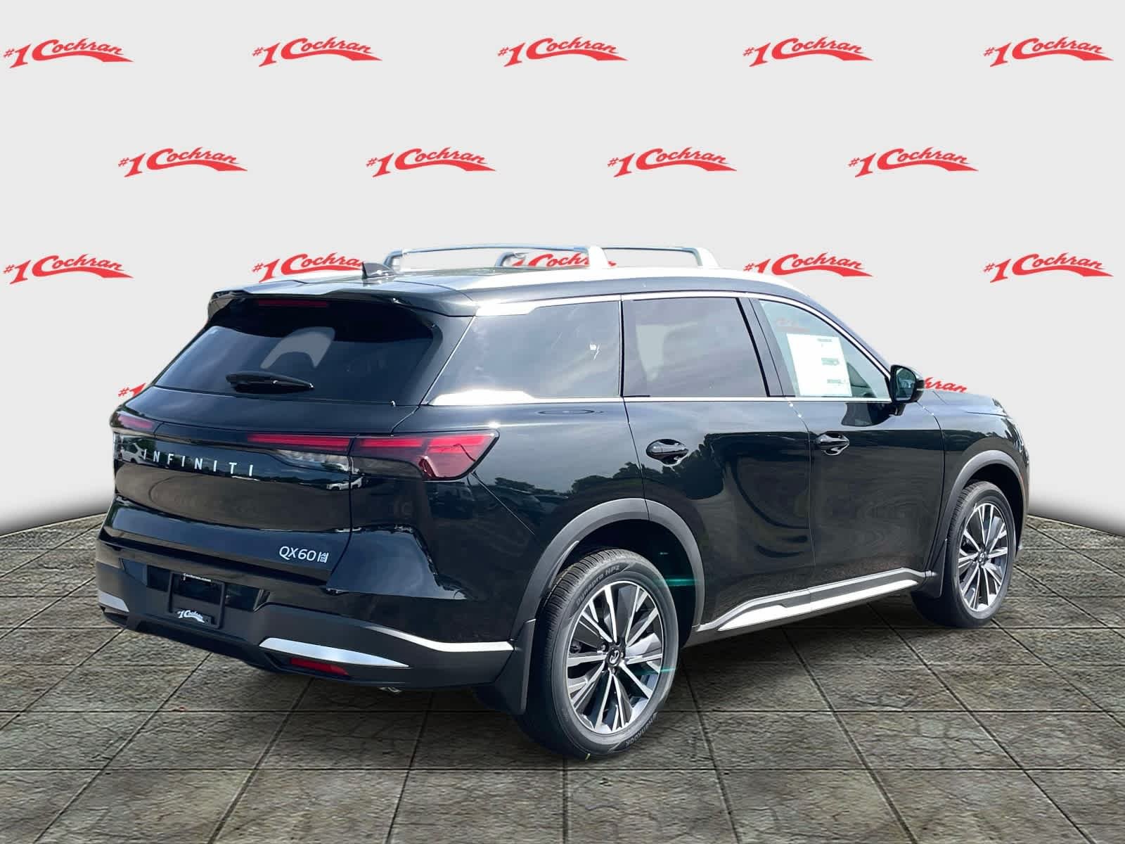 New 2026 Mineral Black INFINITI LUXE image 7