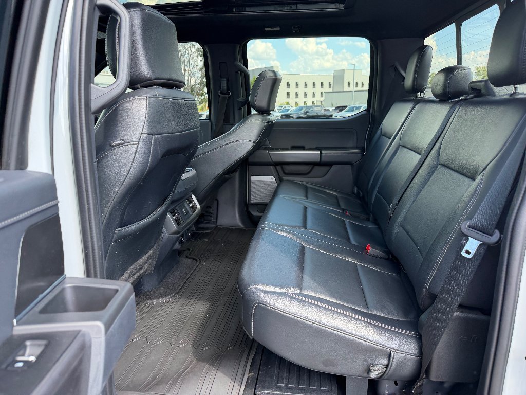 Used 2024 Gray Ford XLT image 18