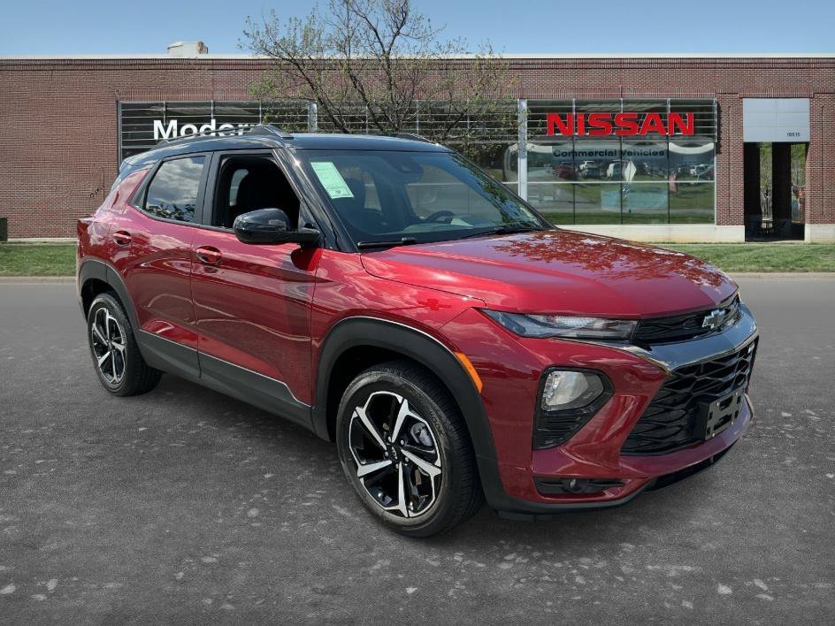 Used 2023 Crimson Metallic Chevrolet RS image 5