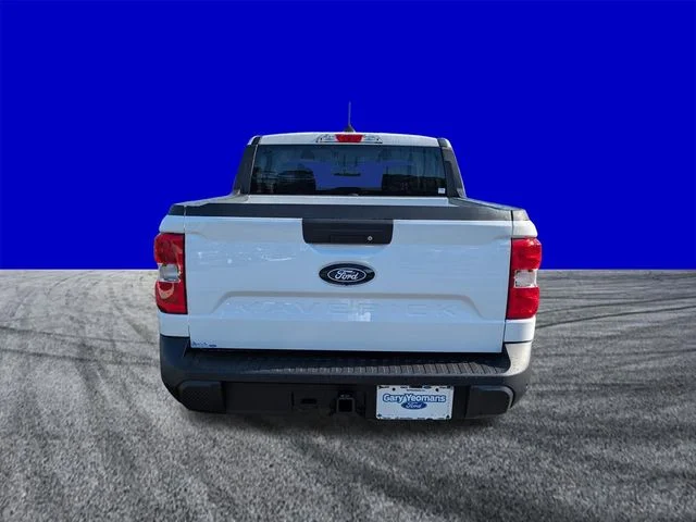 New 2026 Oxford White Ford XLT image 5