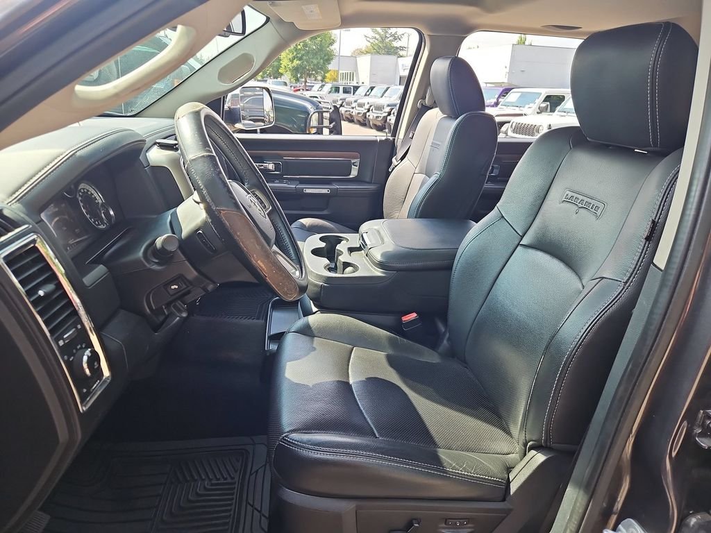 Used 2016 Crystal Metallic Ram Laramie image 12