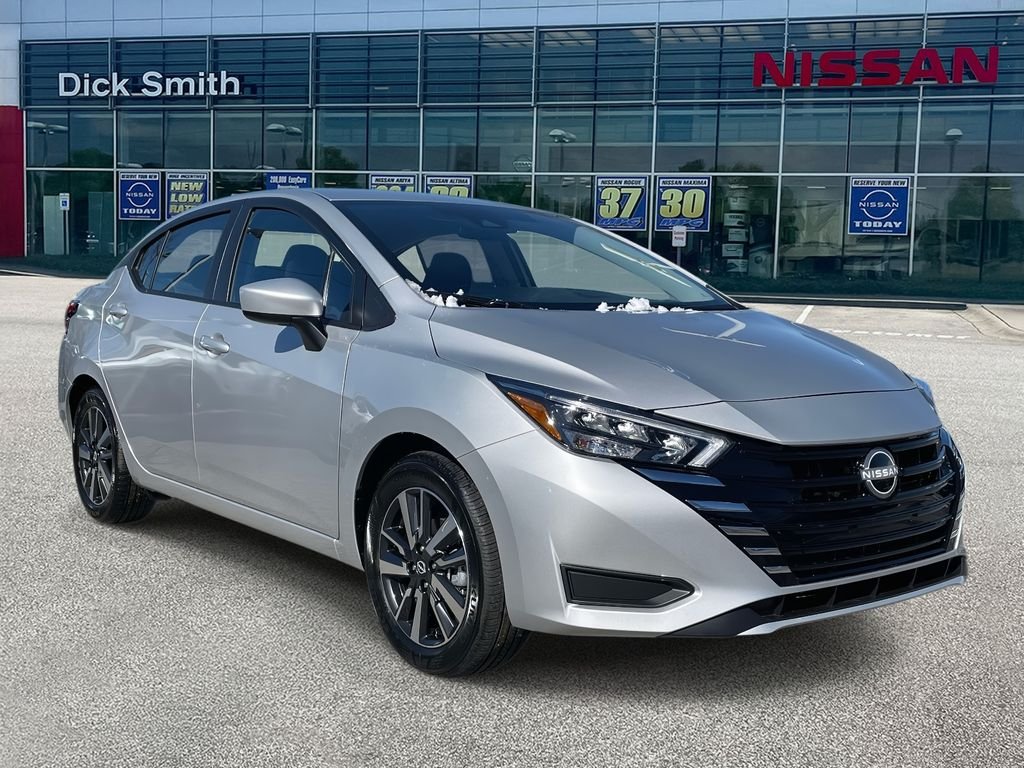 2025 Nissan Versa 1.6 SV CVT's photo