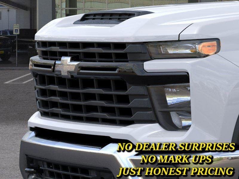 New 2026 Summit White Chevrolet Work Truck image 13