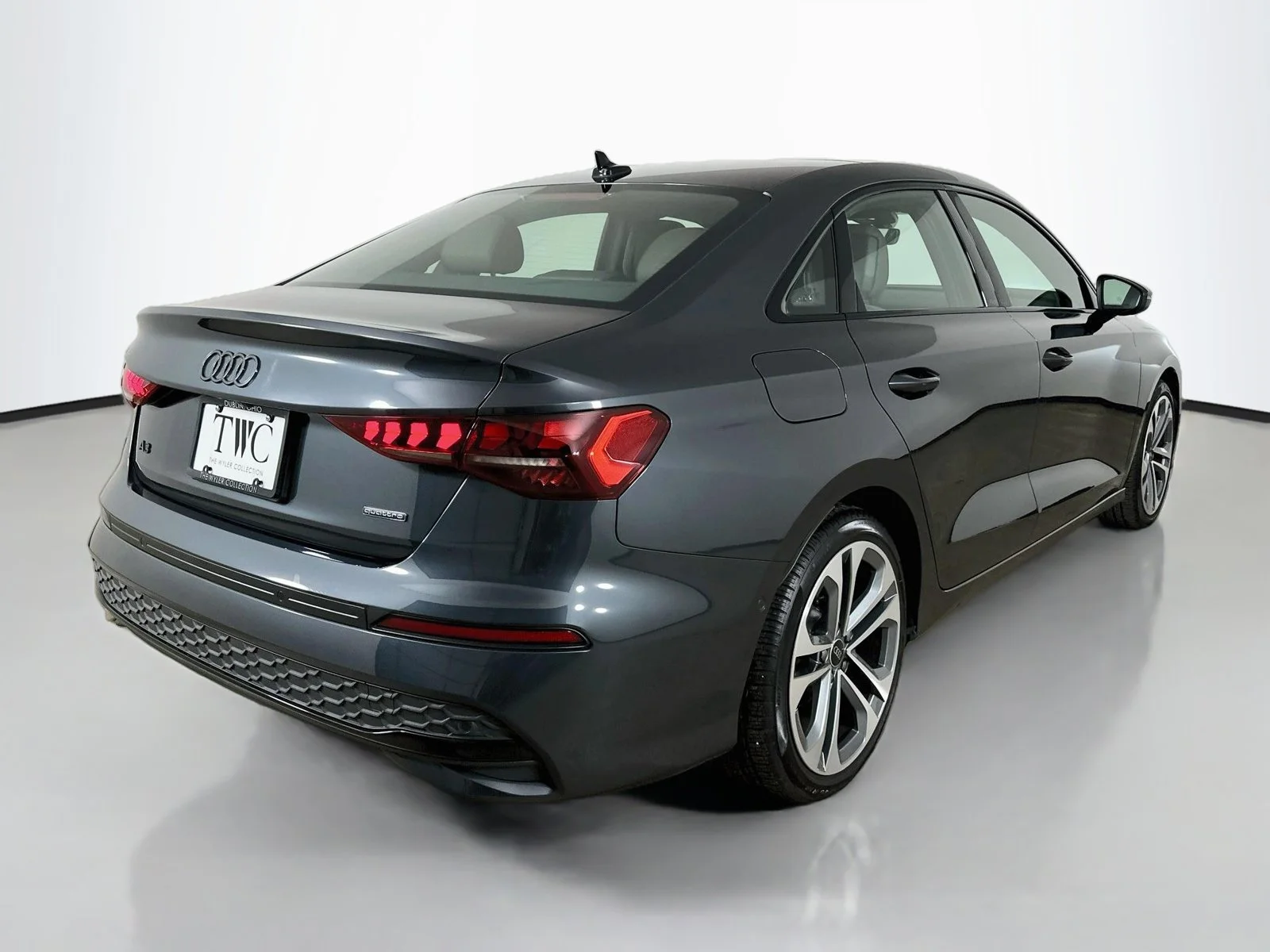 Used 2025 Gray Audi  image 5