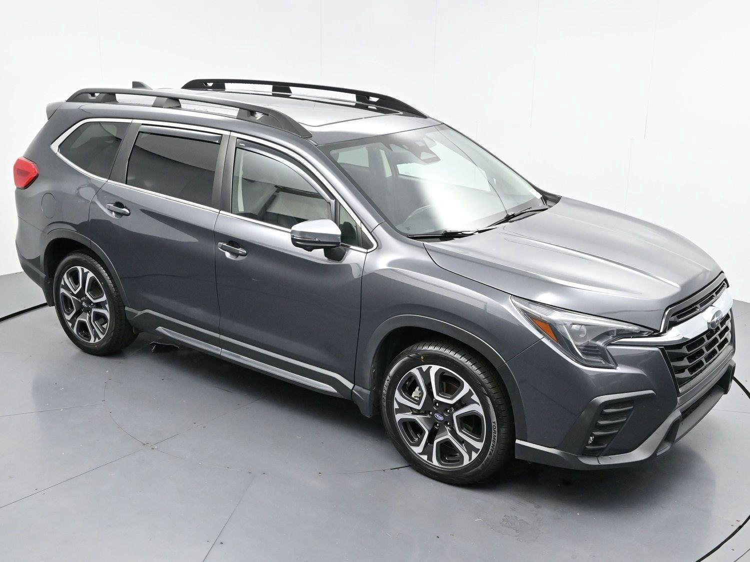 Used 2023 Magnetite Gray Metallic Subaru Limited image 39
