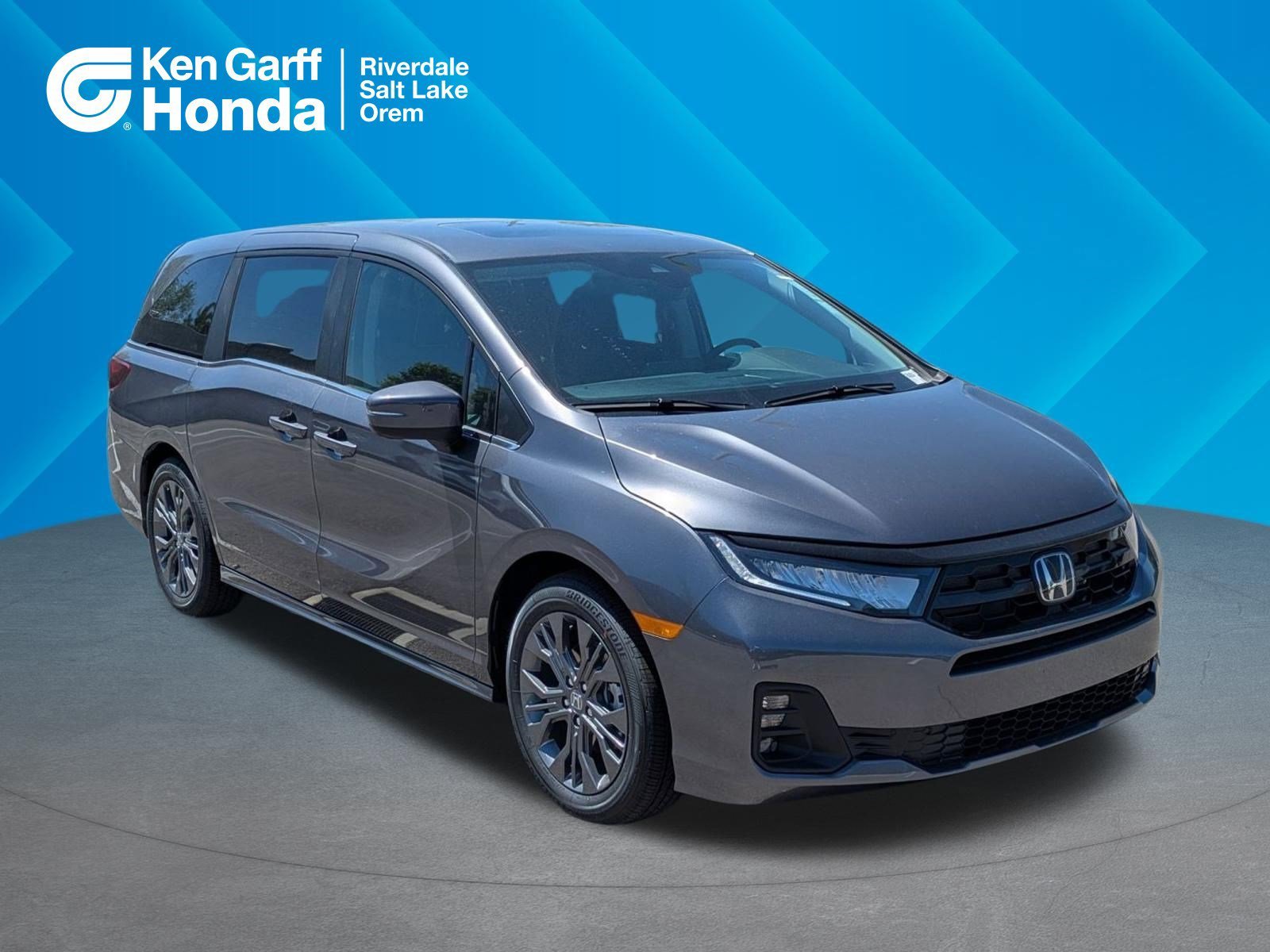 2026 Honda Odyssey Touring's photo