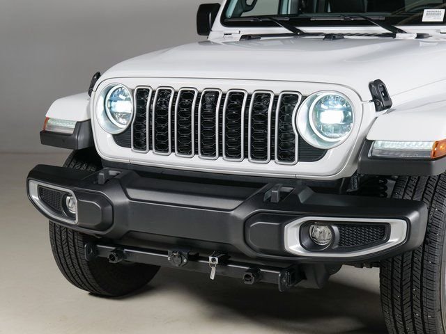 Used 2024 Bright White Clearcoat Jeep Sahara image 28