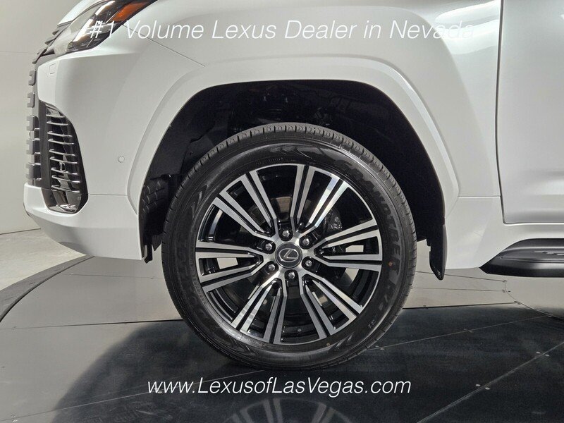2026 Lexus LX 700h Luxury - Photo 9