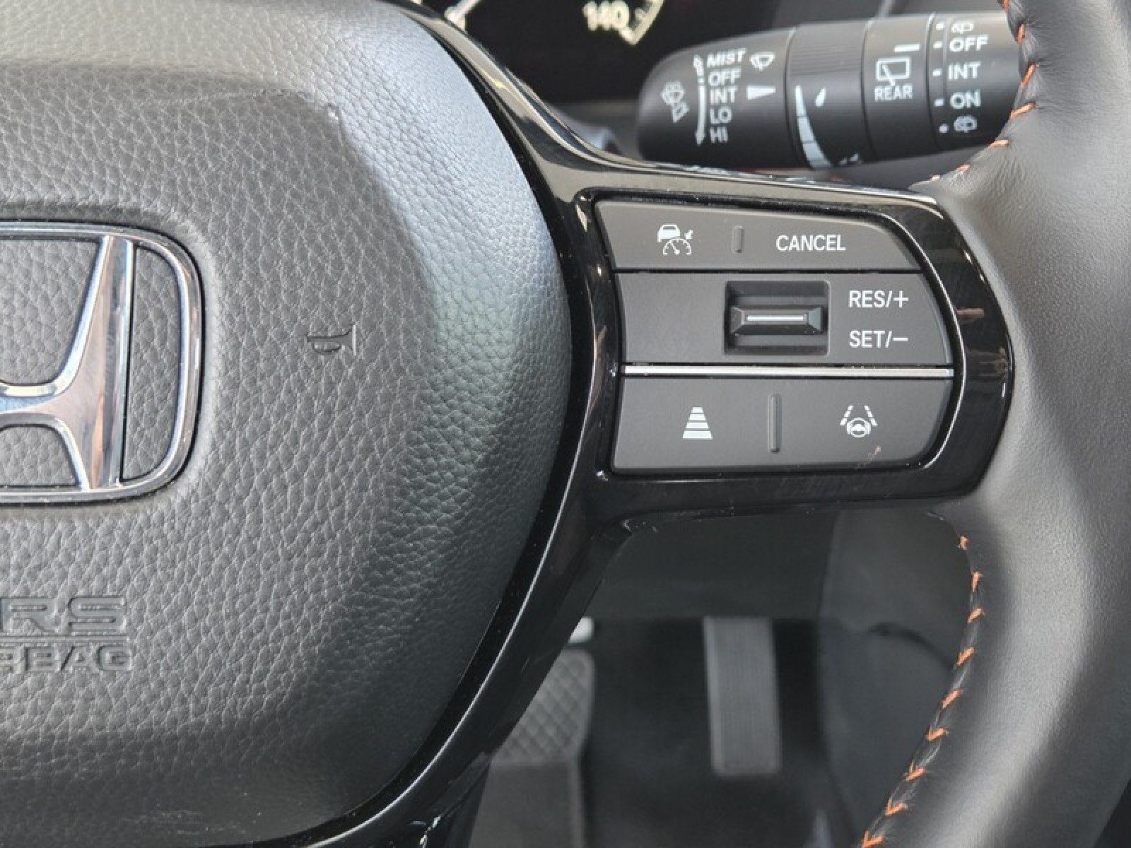 Used 2025 Platinum White Pearl Honda Sport image 26