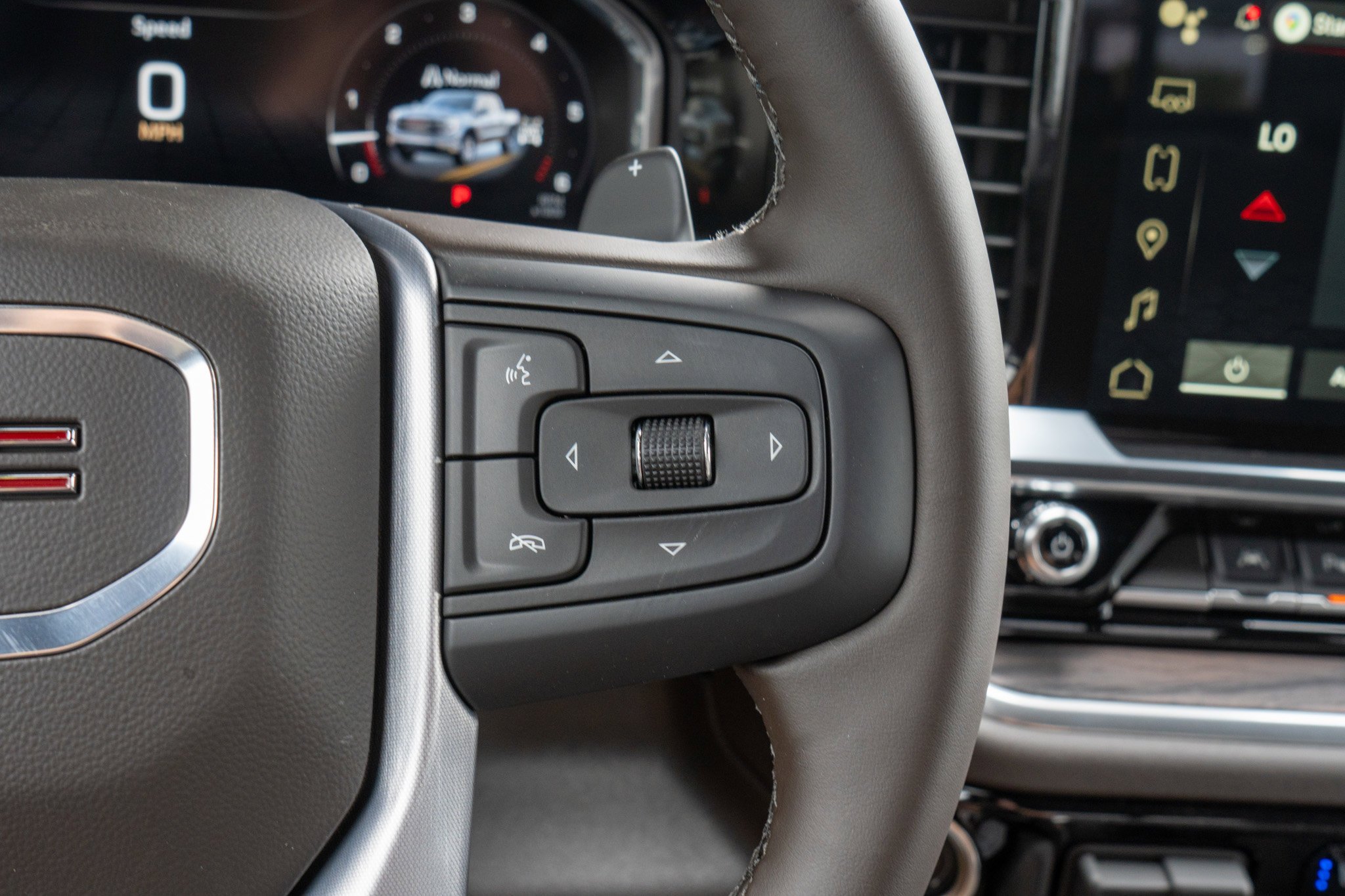 2026 GMC Sierra 1500 SLT - Photo 24