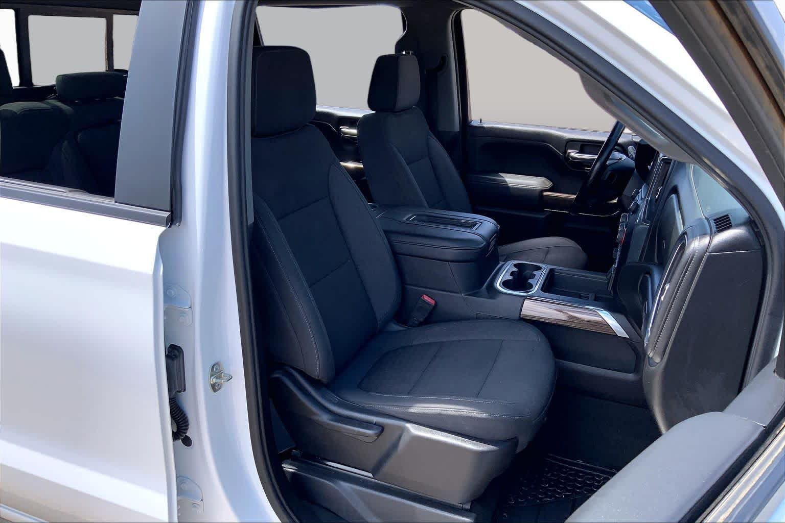 Used 2020 Summit White Chevrolet RST image 9