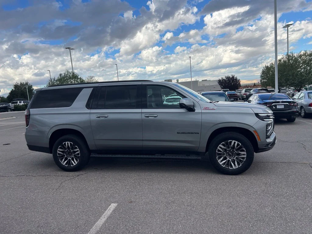 Used 2025 Sterling Gray Metallic Chevrolet Z71 image 29