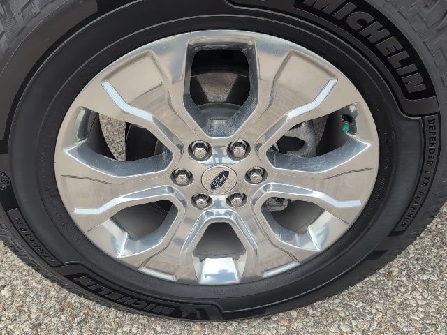 Used 2022 Blue Ford Platinum image 24