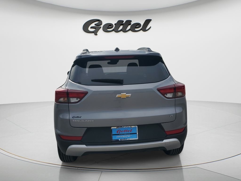 Used 2023 Gray Chevrolet LT image 5