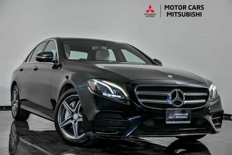 2017 Mercedes-Benz E-Class E300 4MATIC's photo