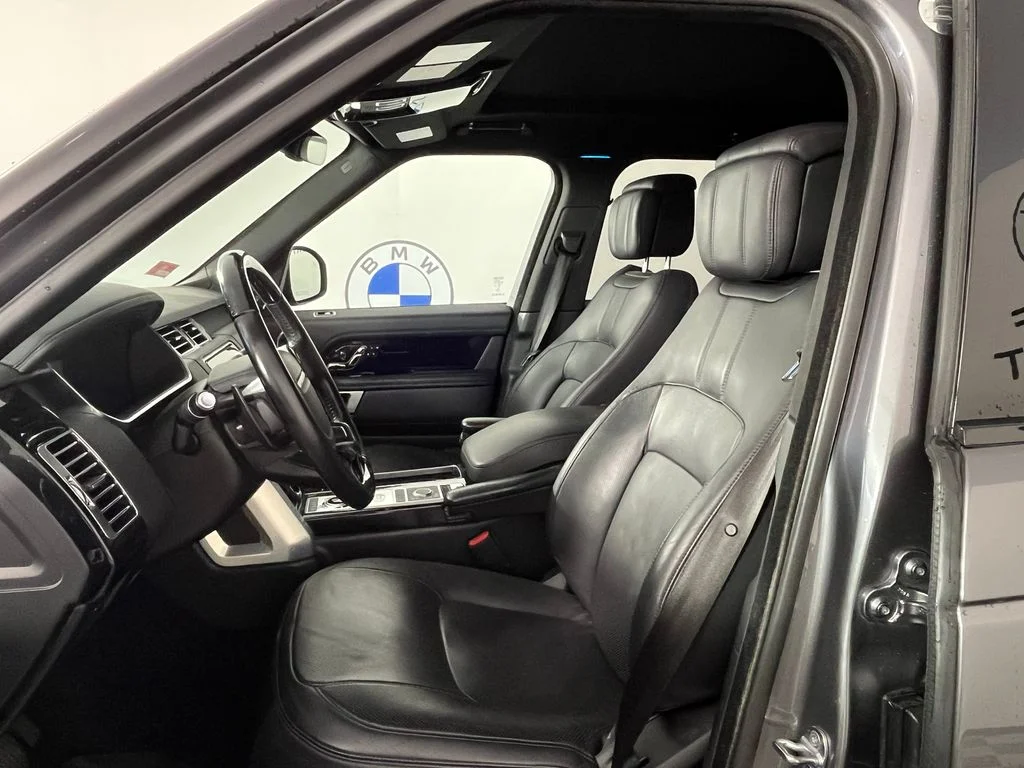 Used 2019  Land Rover 3.0L V6 Supercharged HSE image 2