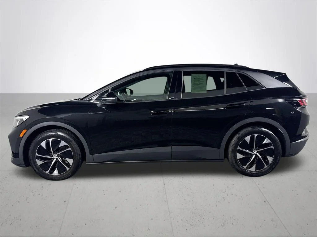 Used 2021 Black Volkswagen Pro image 9