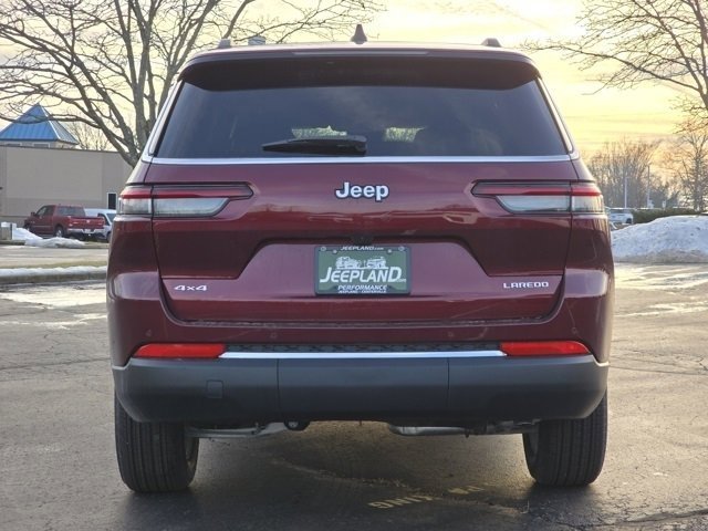 New 2026 Velvet Red Pearl-Coat Exterior Paint Jeep Laredo image 29