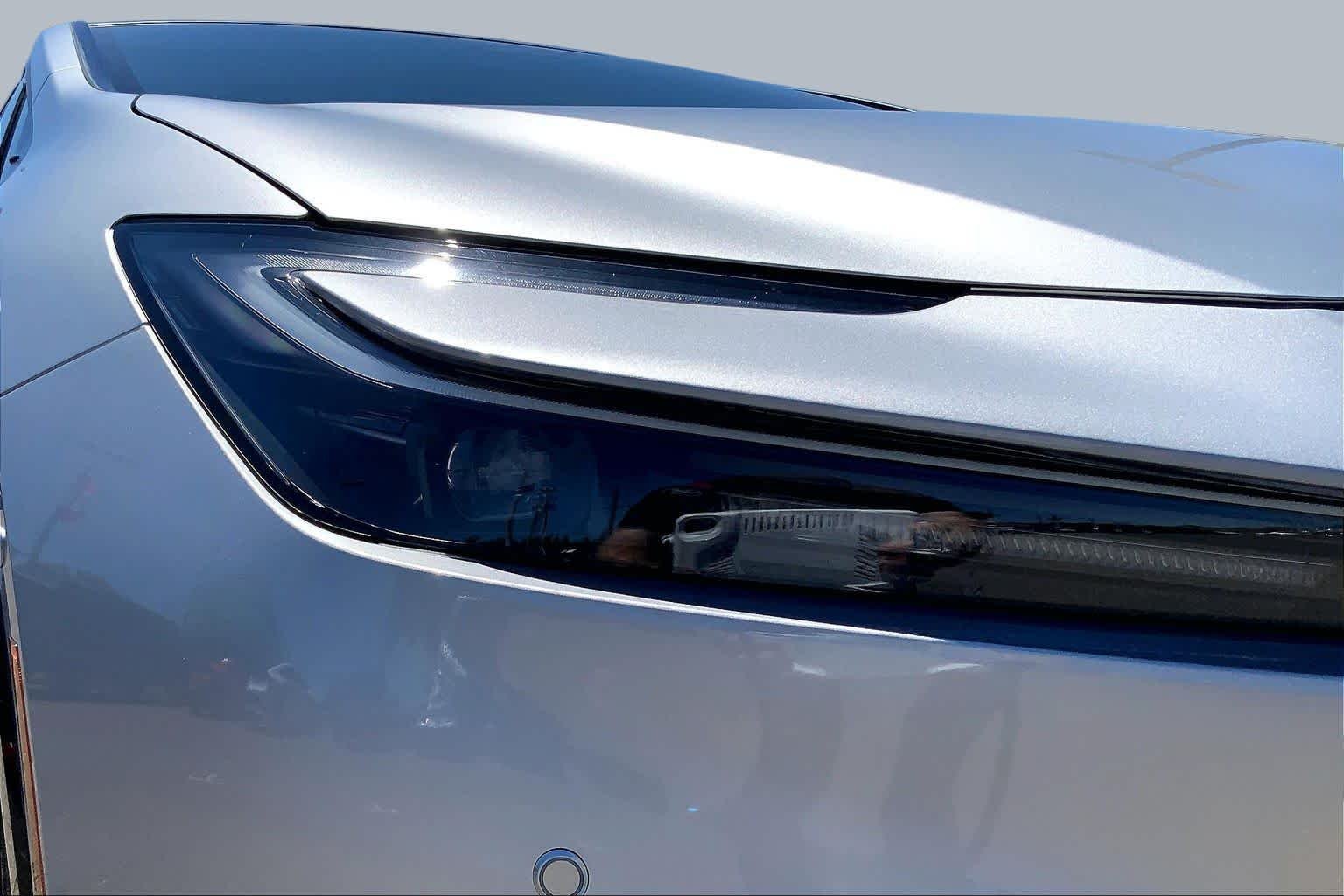2026 Toyota Prius Plug-in Hybrid XSE Premium - Photo 13