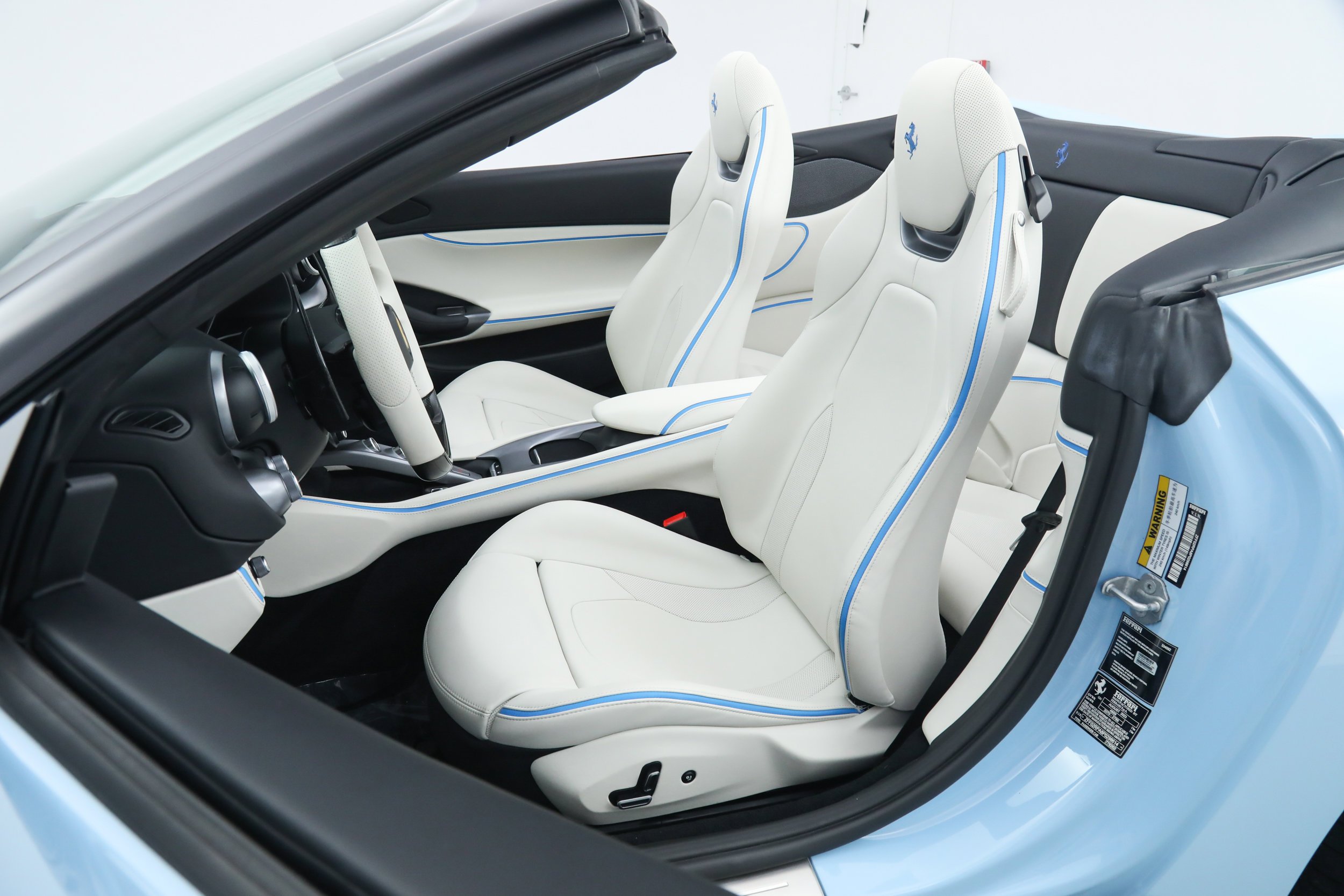 Certified Used 2023 Blue Ferrari  image 5