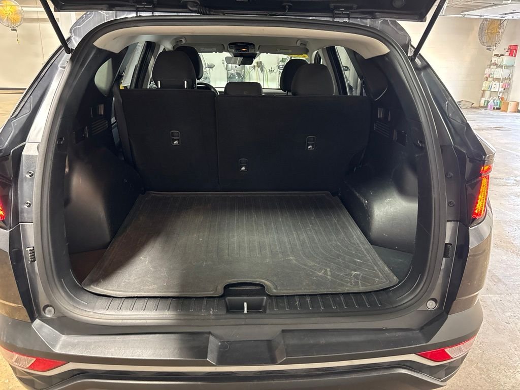 Used 2022 Gray Hyundai SEL image 27