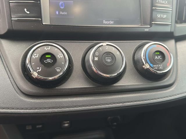 Used 2018 Red Toyota LE image 22