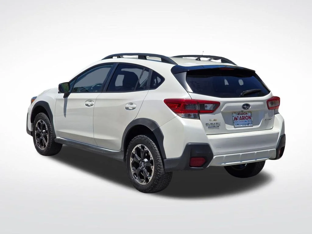 Used 2021 White Subaru Base image 13