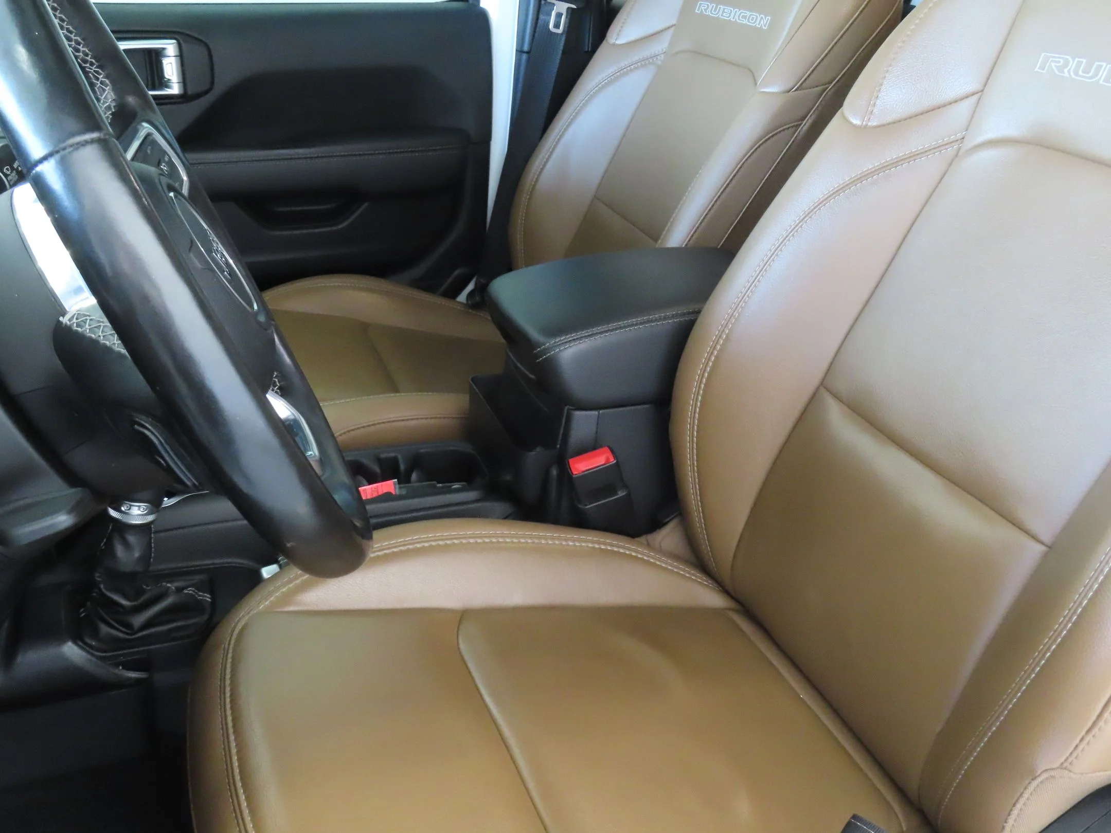Used 2021 White Jeep Unlimited Rubicon image 11