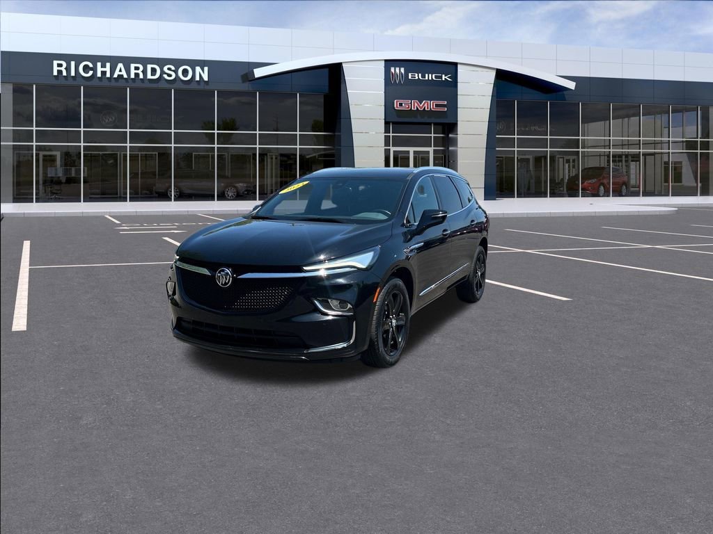 2023 Buick Enclave Essence AWD's photo