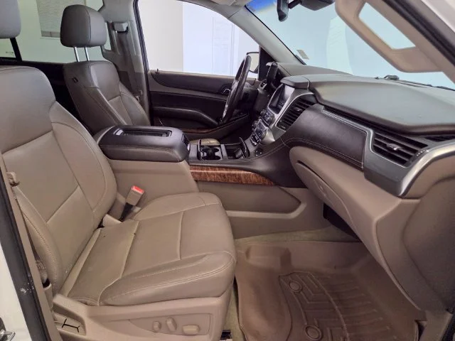 Used 2016 SUMMIT WHITE Chevrolet LTZ image 20