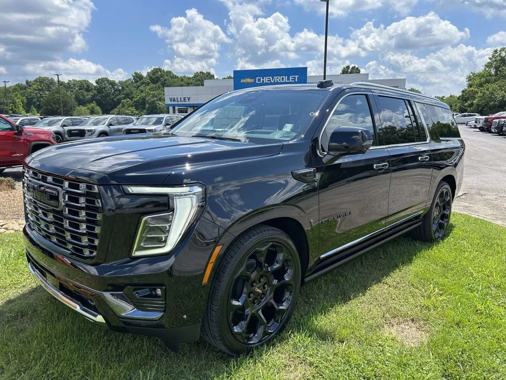 New 2026 Onyx Black GMC Denali Ultimate image 8