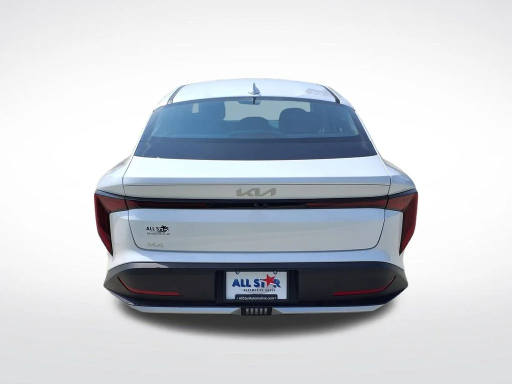 Used 2025 White Kia LXS image 7