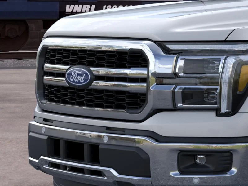 New 2026 Iconic Silver Metallic Ford Lariat® image 17