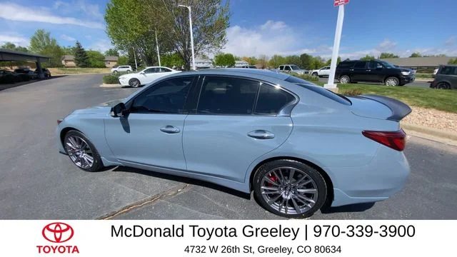 Used 2024 Gray INFINITI Red Sport 400 image 6