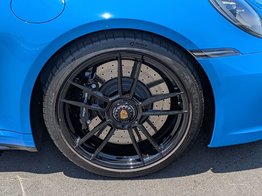 Used 2023  Porsche Carrera GTS image 21