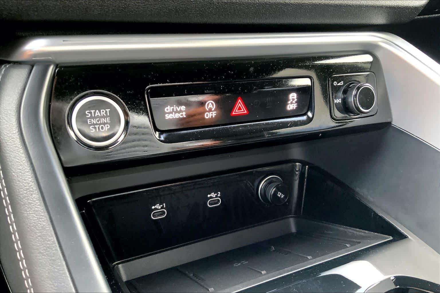 Used 2025 Tambora Gray Metallic Audi Premium Plus image 33