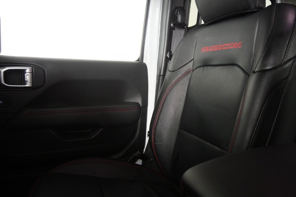 Used 2021 Bright White Clearcoat Jeep Rubicon image 30