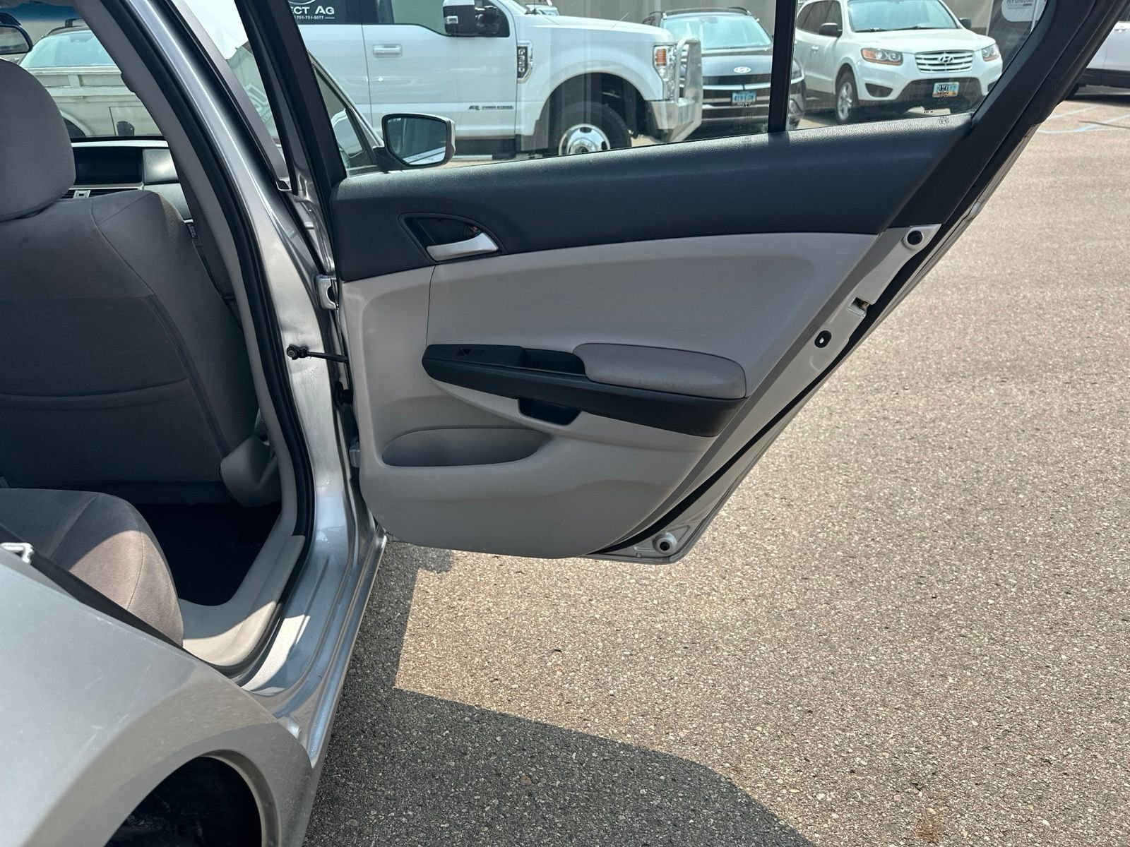 Used 2012 Silver Honda LX image 29