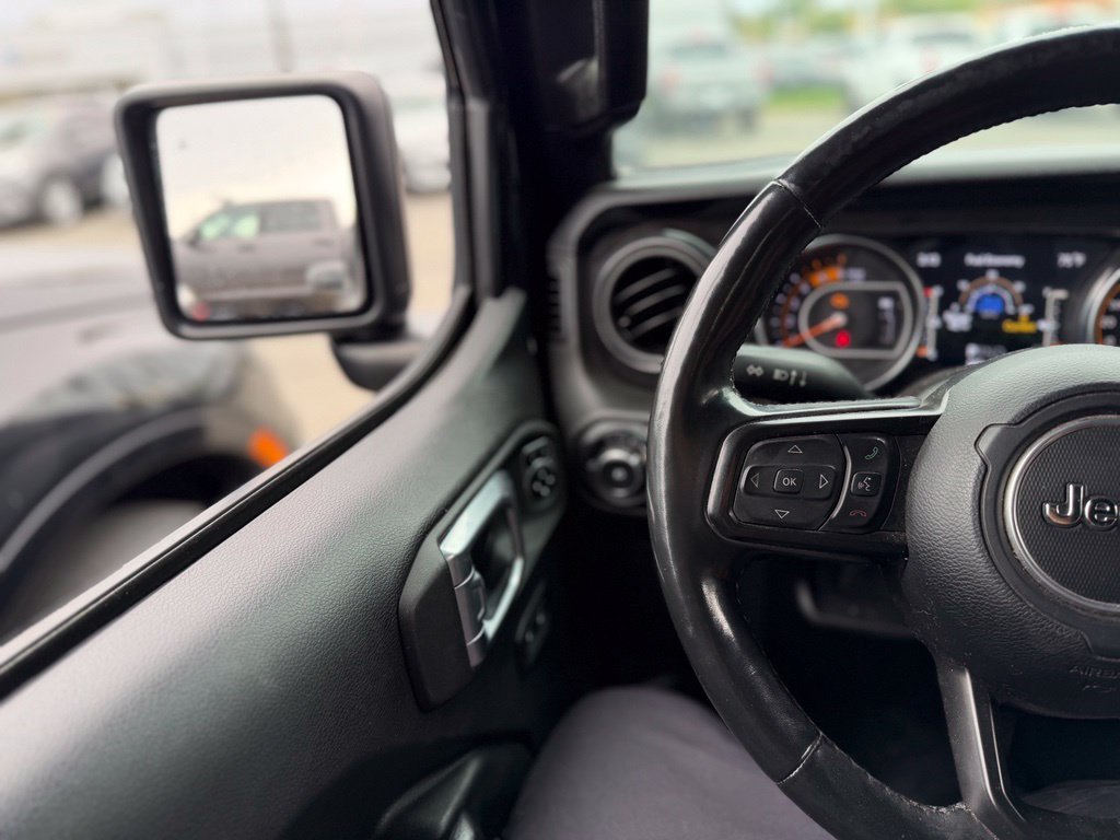 Used 2020 Black Clearcoat Jeep Unlimited Sport Altitude image 7