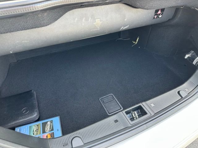Used 2008 Gray Mercedes-Benz CLK 550 image 18