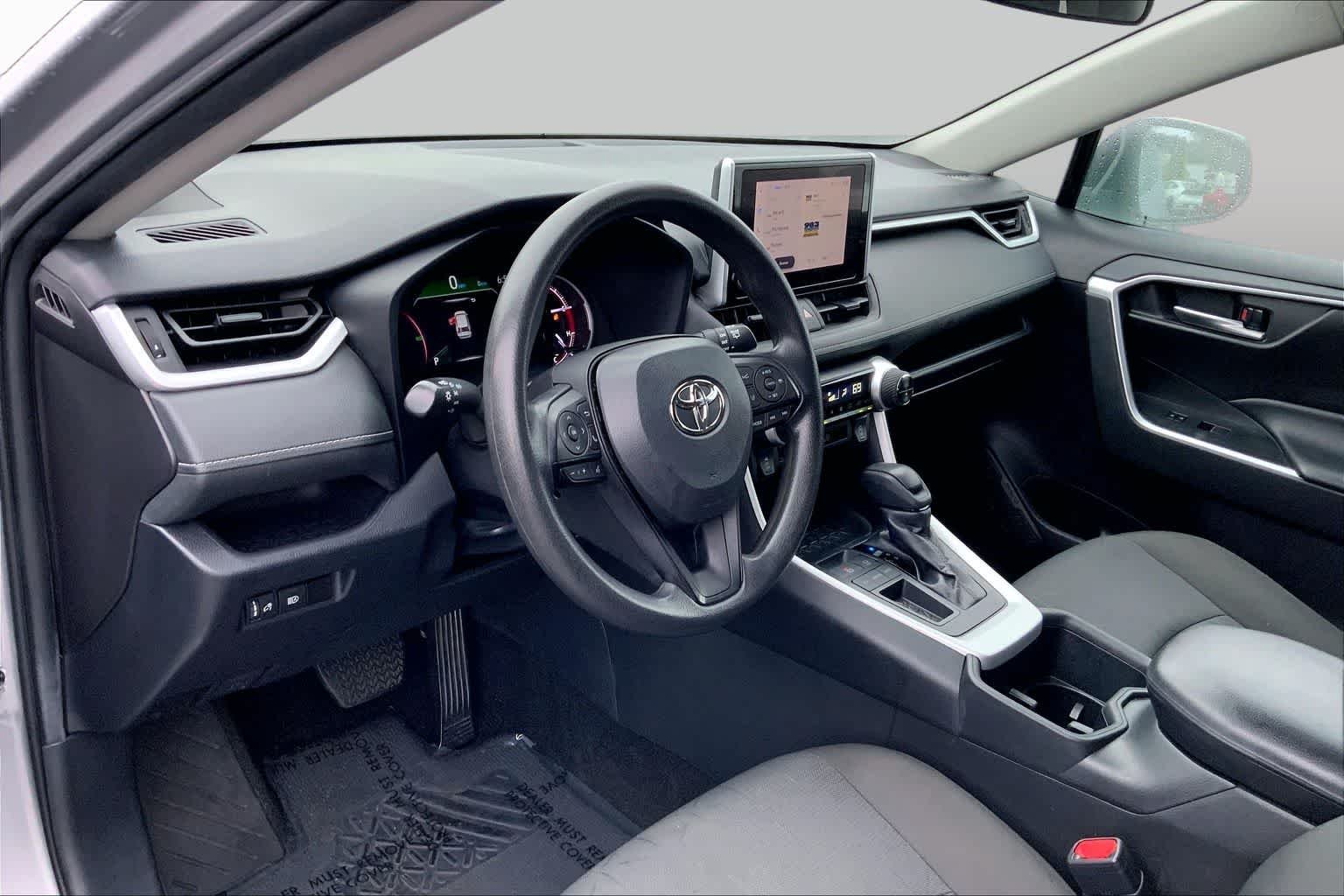 Used 2024 Silver Sky Metallic Toyota XLE image 17