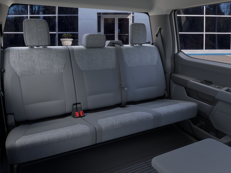 New 2026 Oxford White Ford F-250® XLT image 39